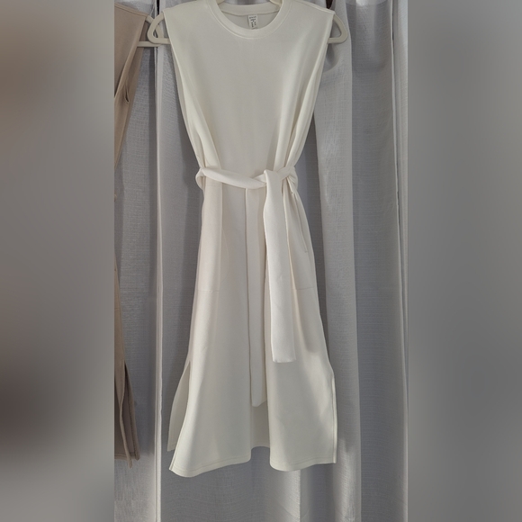 Spanx Air Essentials Sleeveless Tie Dress Bundle XS White & Beige - Picture 3 of 6